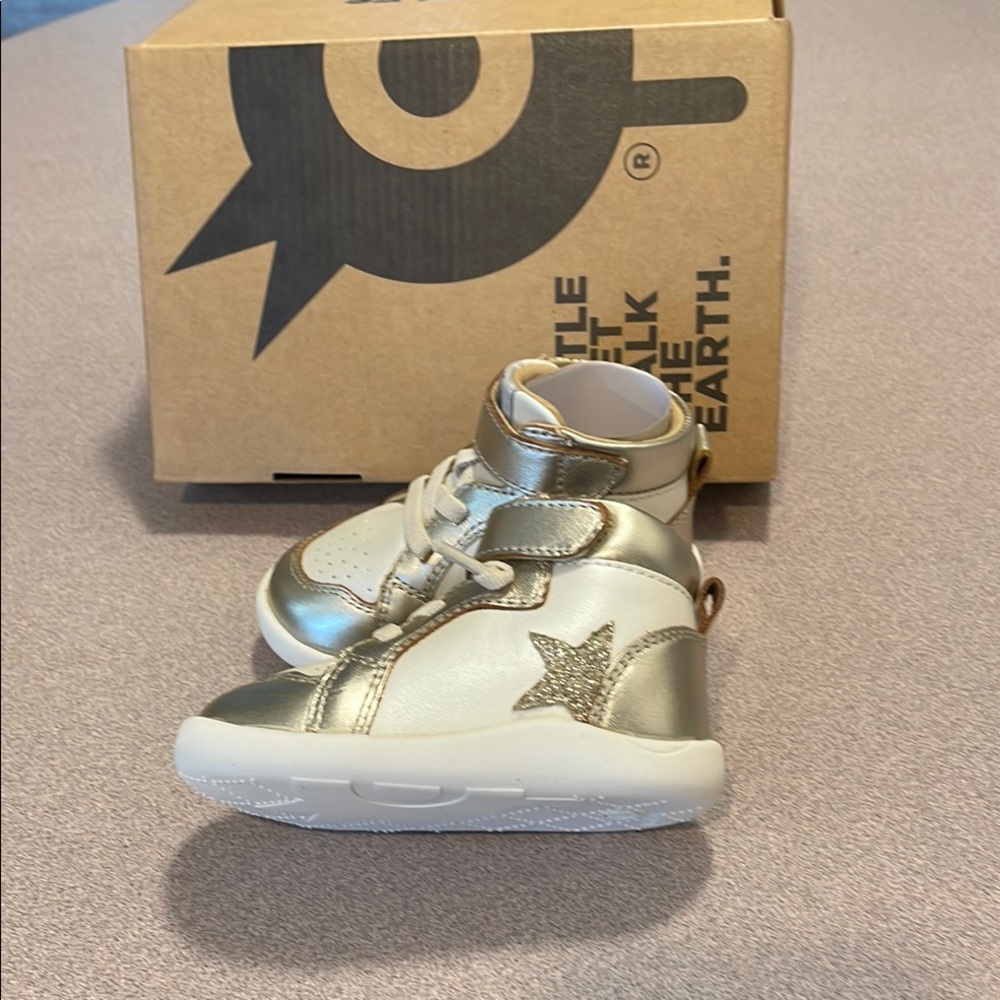 Old Soles Girl's Team Ground Glam Gold Adorable Casual Shoes Size US 3 NWT